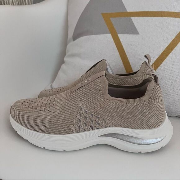 Easy Spirit x Denise Austin EasyWalk EMOVE Walking Shoe US 8.5 NEW MSRP $89 - Picture 4 of 9